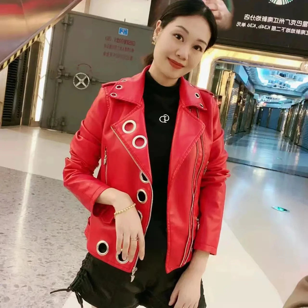 Black Short Leather Jacket 2026 Autumn New Women's Versatile Fashion Metal Circles Slim PU Leather Jackets Motorcycle tops