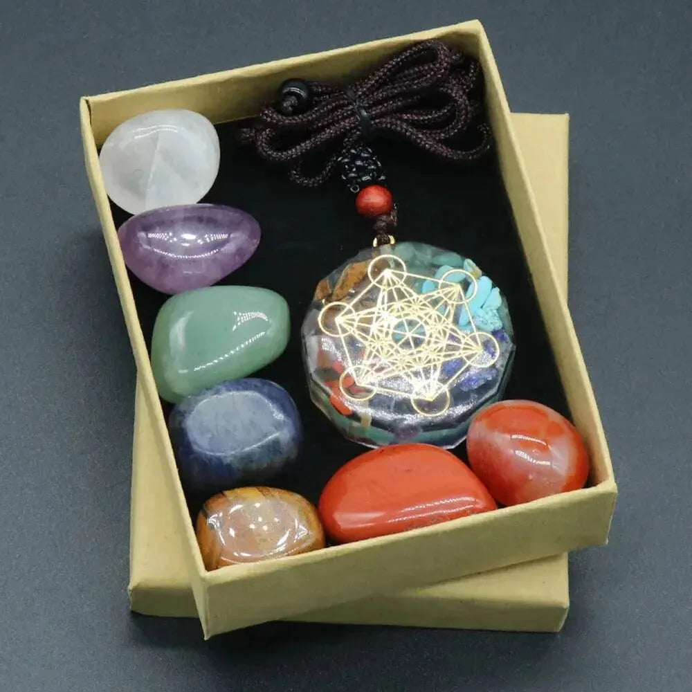 Colorful Irregular Natural Crystal Yoga Stone Seven Chakras Pendant Set Crushed Stone Resin Necklace Pendants Jewelry Making DIY