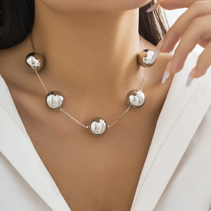 Big CCB Ball Beaded Chain and Heart Pendant Necklace for Women Trendy Choker Collar on the Neck Accessories 2024 Fashion Jewelry
